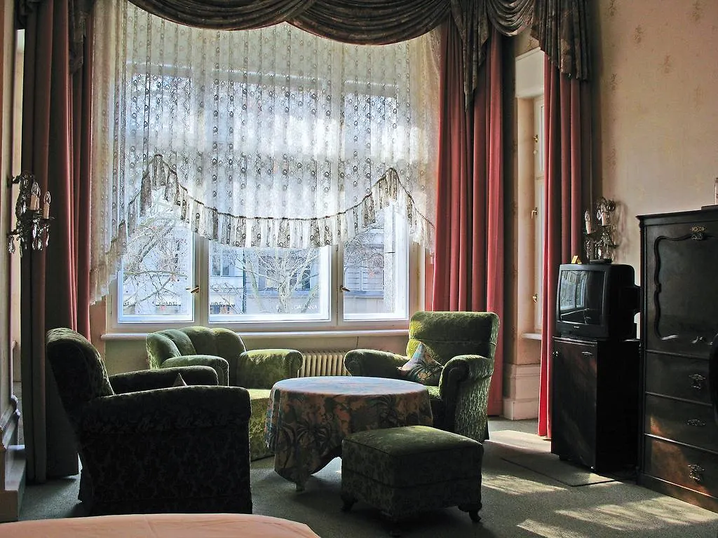 ***  Askanischer Hof Otel Berlin Almanya